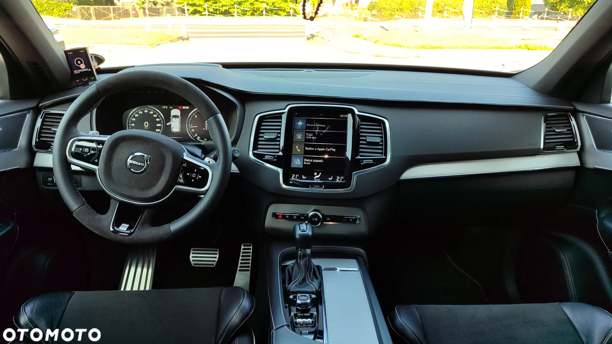 Volvo XC 90 D5 AWD R-Design 7os - 21