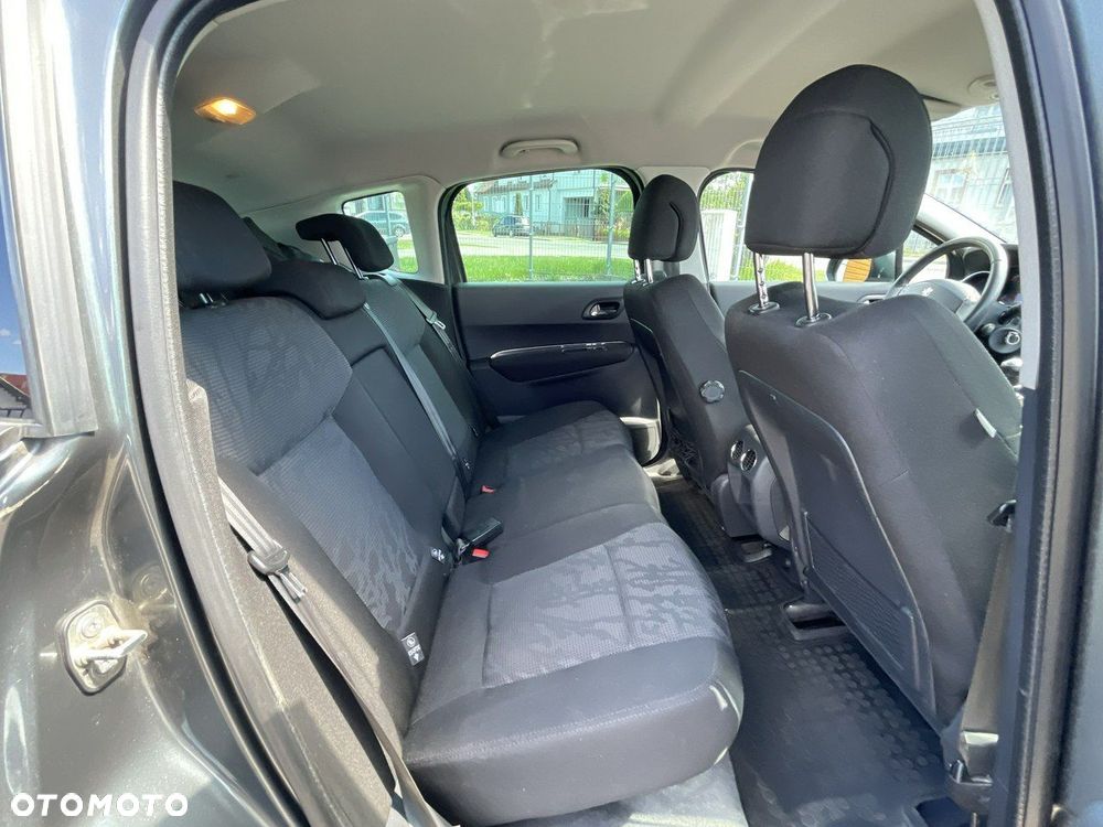 Peugeot 3008 - 13