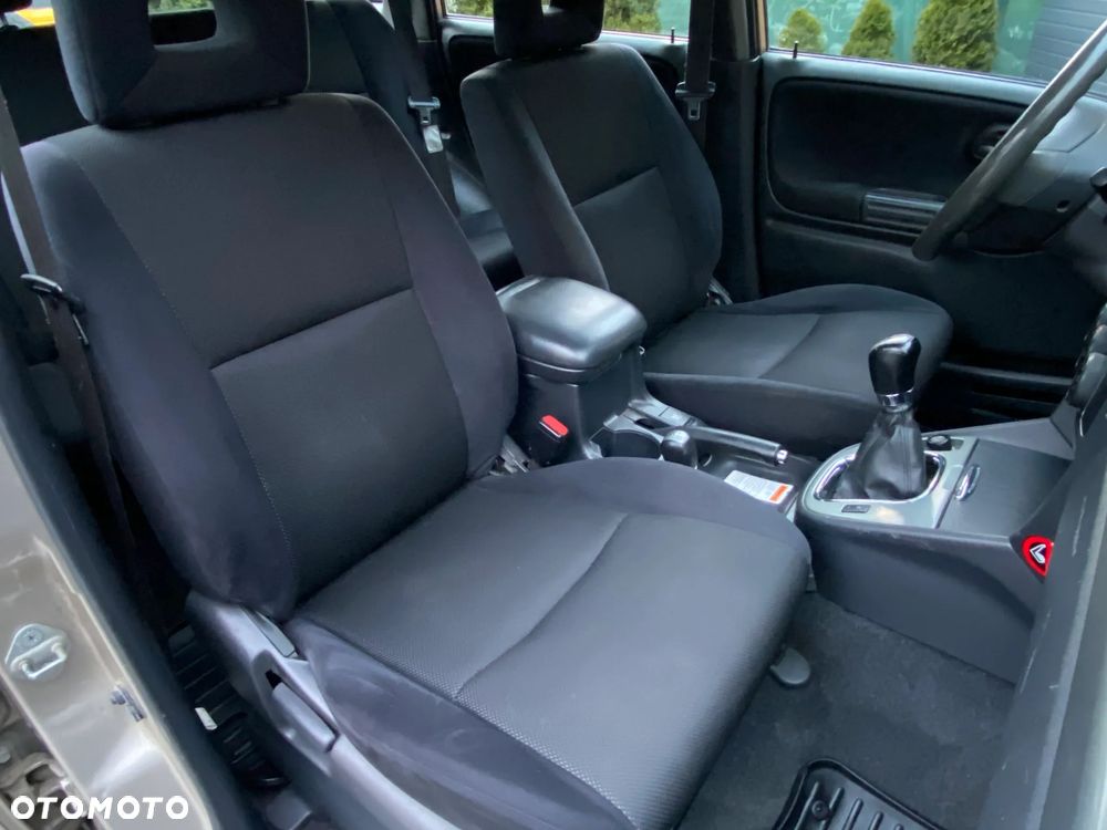 Suzuki Grand Vitara 2.0 Comfort Style - 9