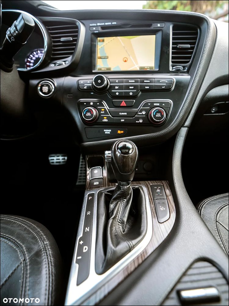 Kia Optima - 23