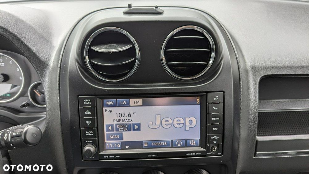 Jeep Compass - 28