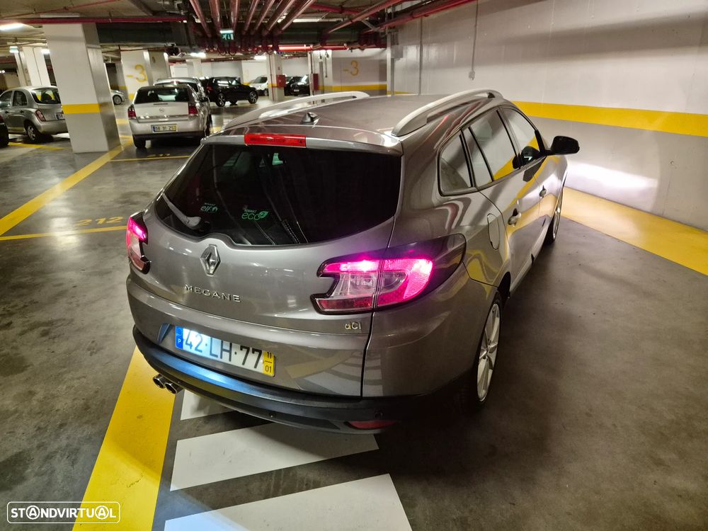 Renault Mégane Sport Tourer 1.5 dCi Dynamique S CO2 Champion - 10