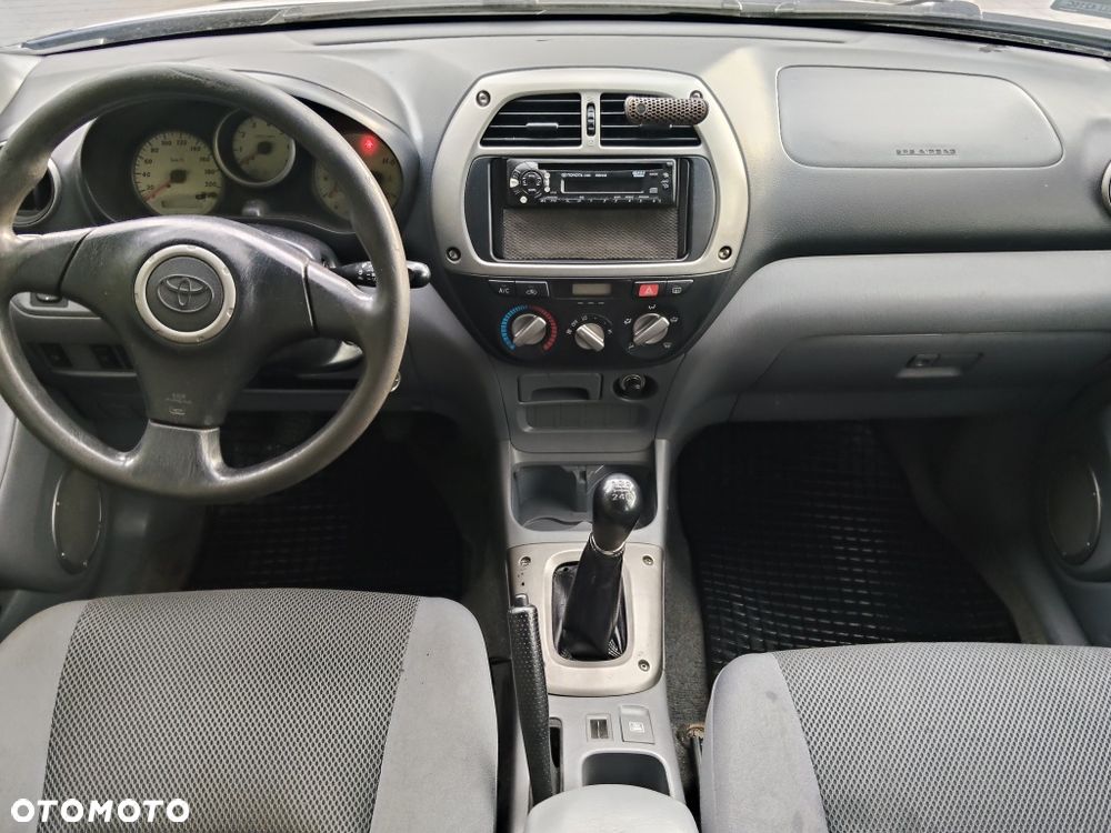 Toyota RAV4 - 5