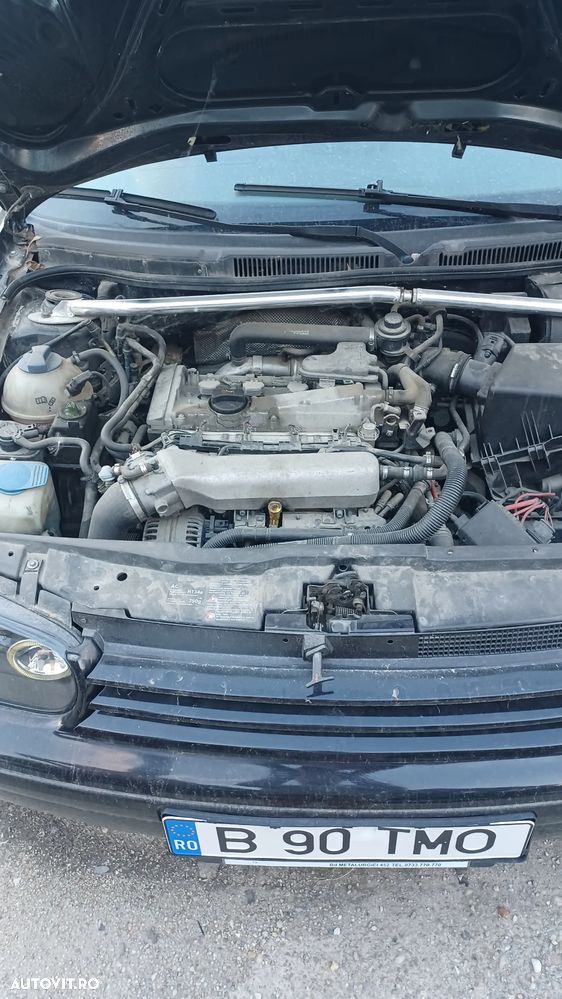 Volkswagen Golf 1.8 GTI - 9