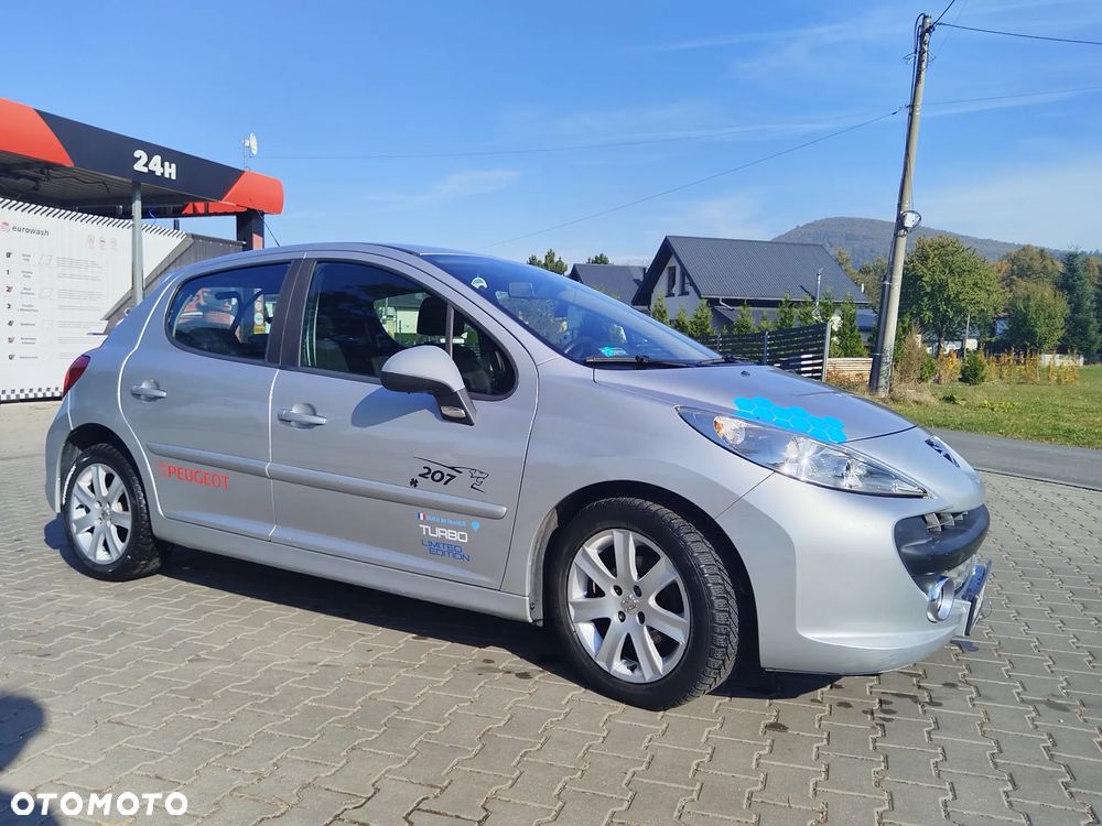 Peugeot 207 - 20