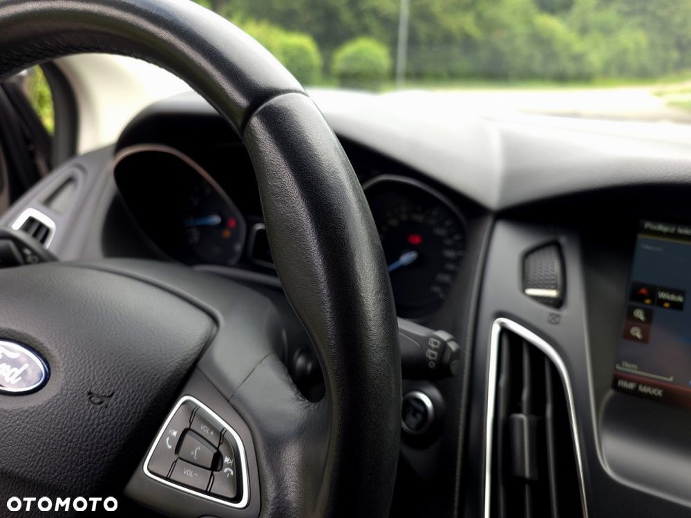 Ford Focus 1.5 EcoBoost Titanium ASS - 17