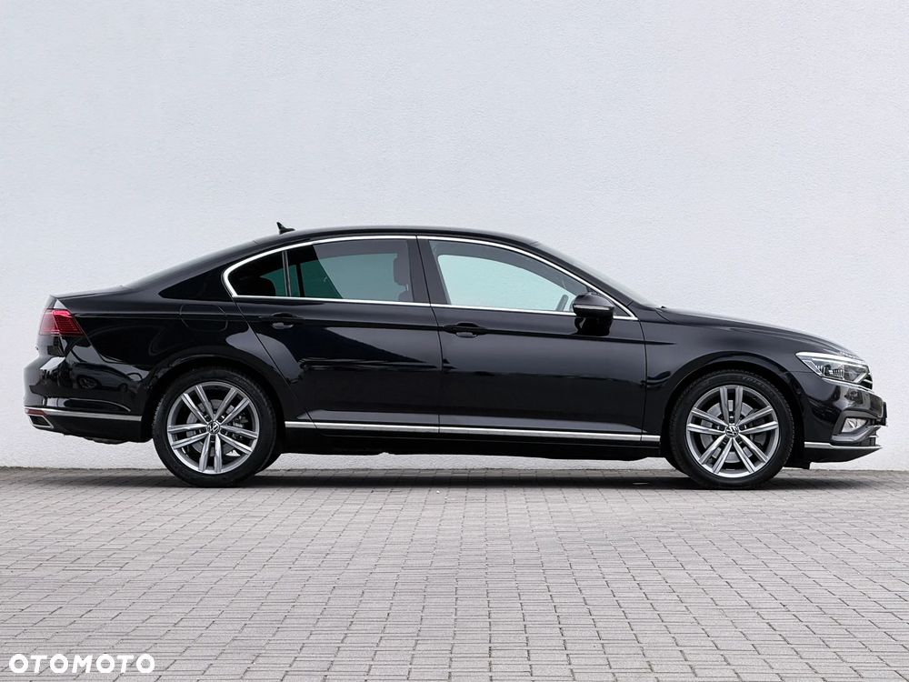 Volkswagen Passat 2.0 TSI 4Mot Elegance DSG - 4