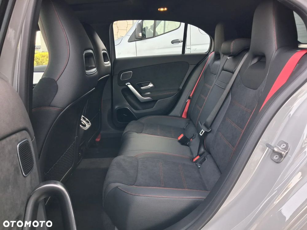 Mercedes-Benz Klasa A 45 S AMG 4-Matic 8G-DCT - 13