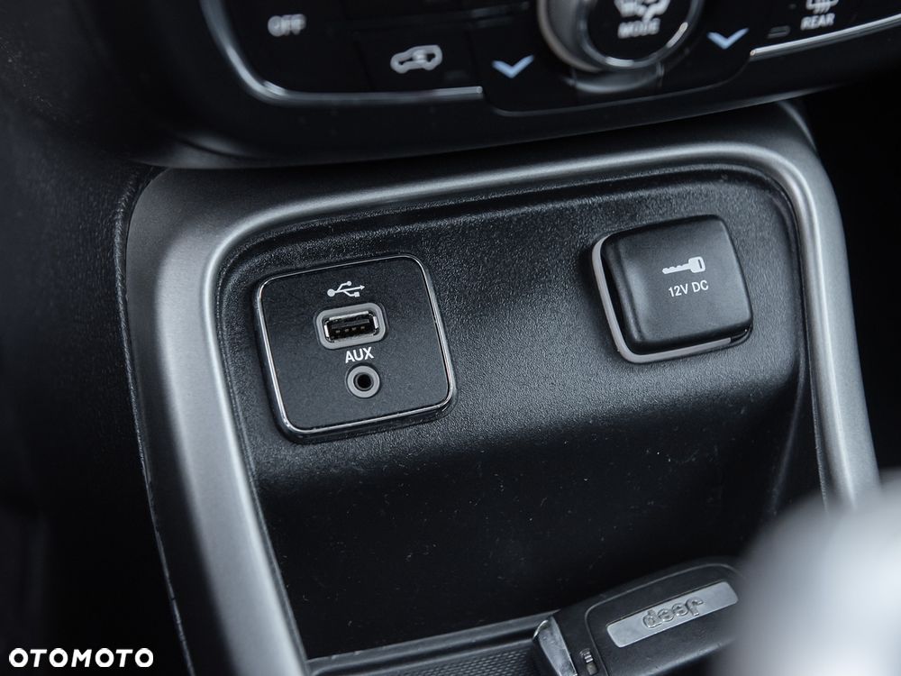 Jeep Compass 1.4 MultiAir Longitude - 24