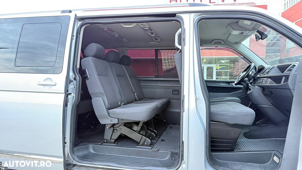 Volkswagen Caravelle - 8