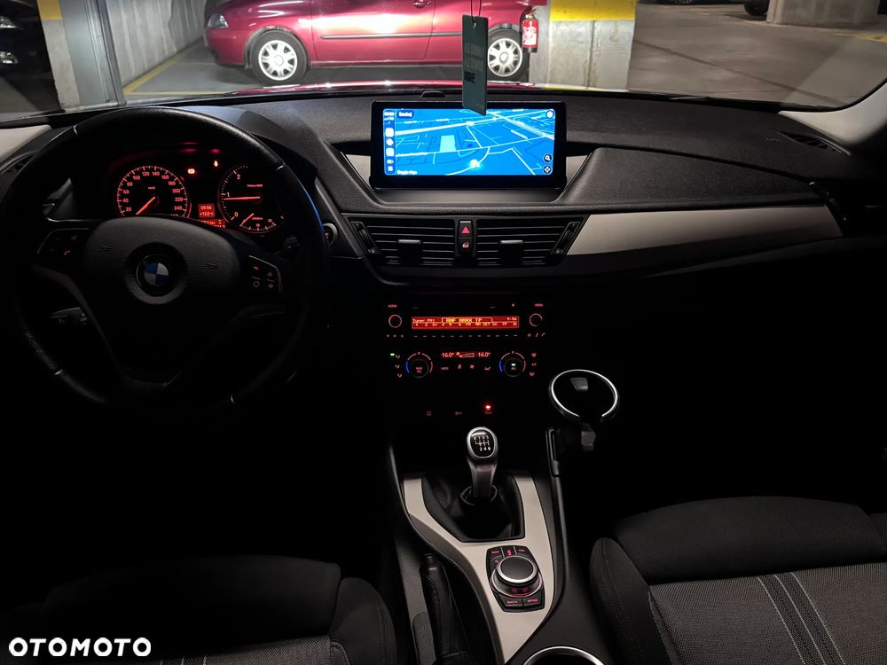 BMW X1 sDrive18d - 31