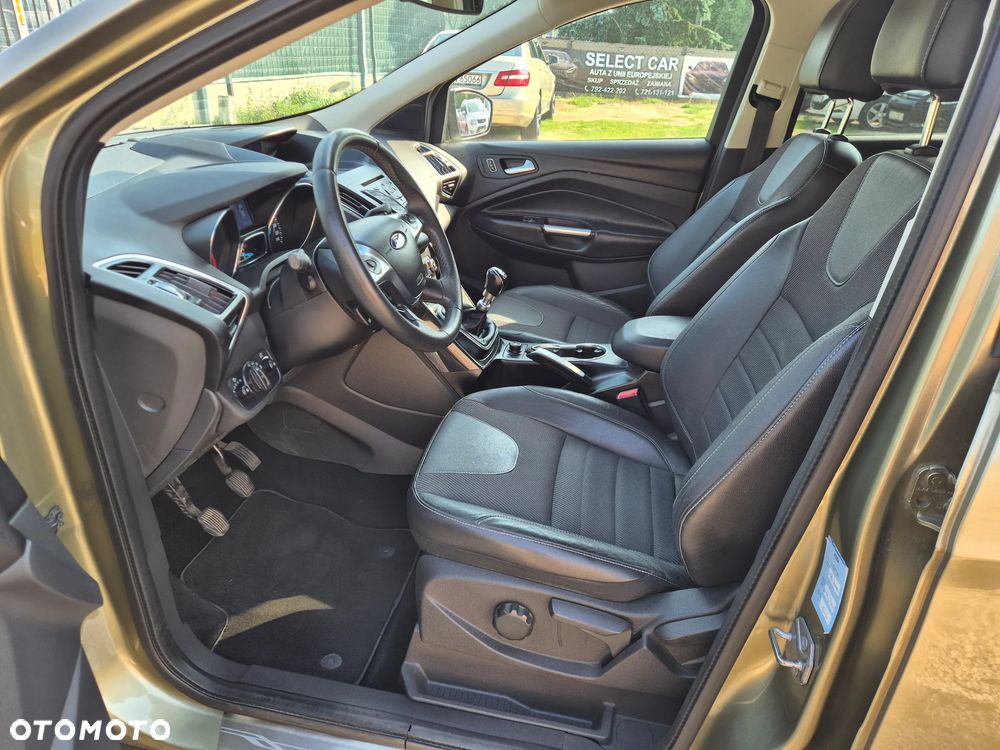Ford Kuga 2.0 TDCi 4x4 Titanium - 6