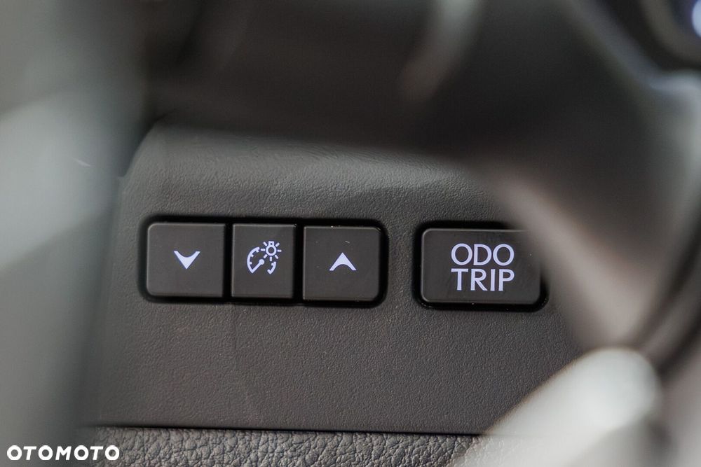 Lexus ES 300h Business Edition - 36