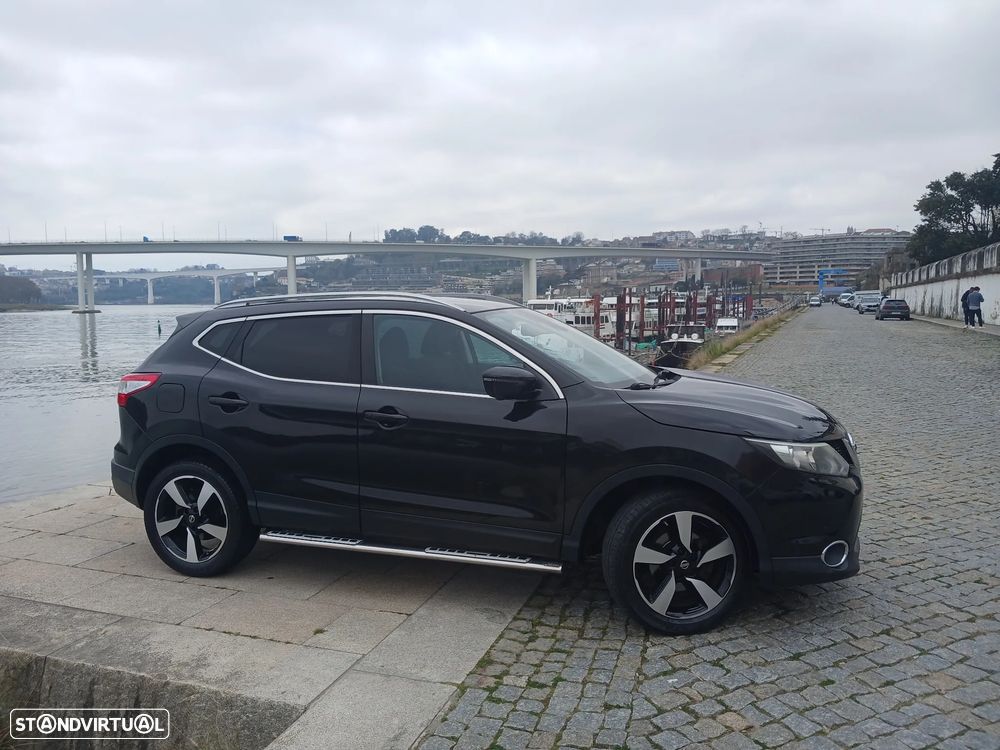 Nissan Qashqai 1.6 dCi N-Connecta 18 - 22