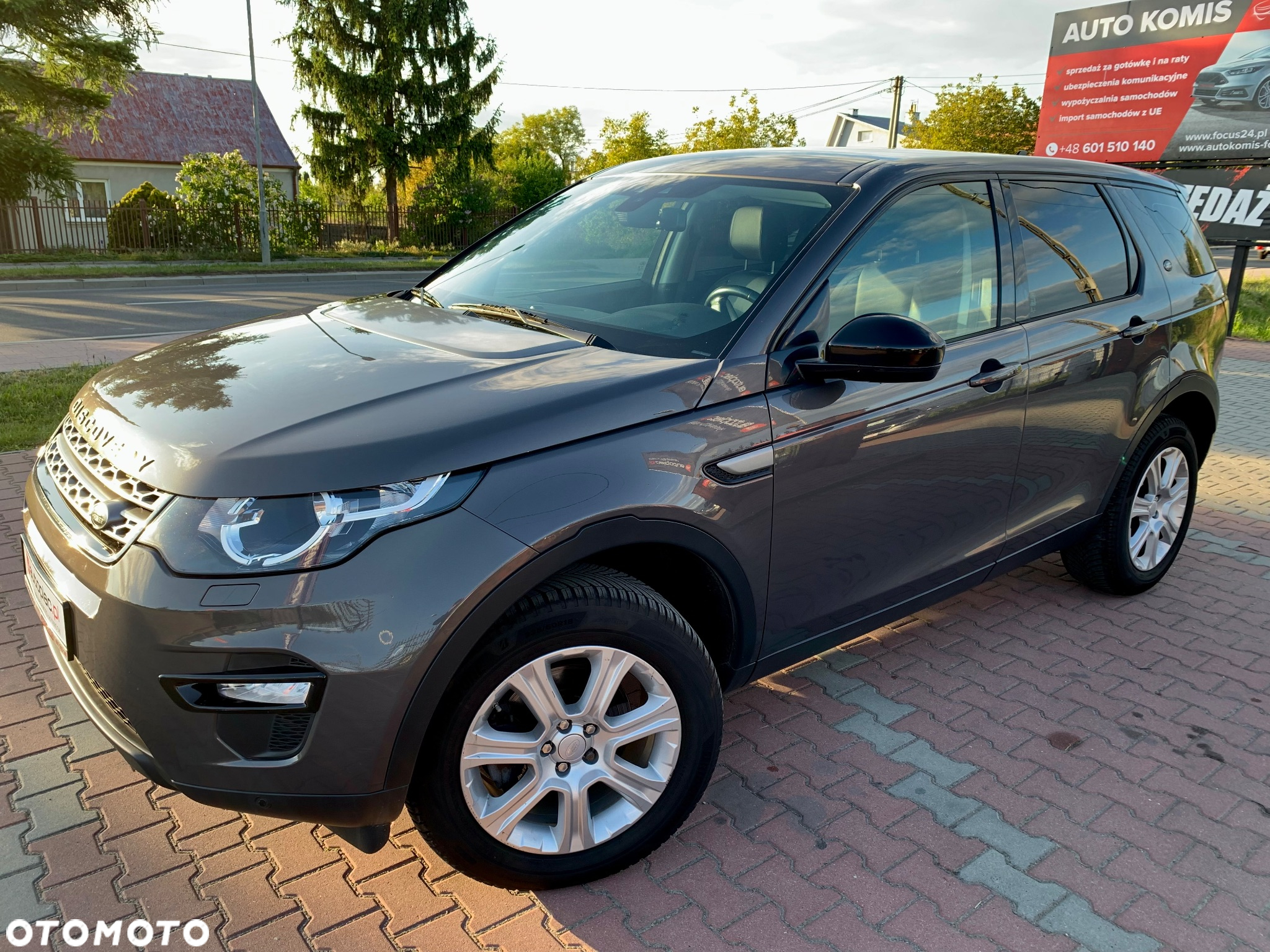 Land Rover Discovery - 4