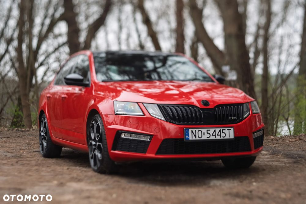 Skoda Octavia 2.0 TSI RS Challenge 245 DSG - 4