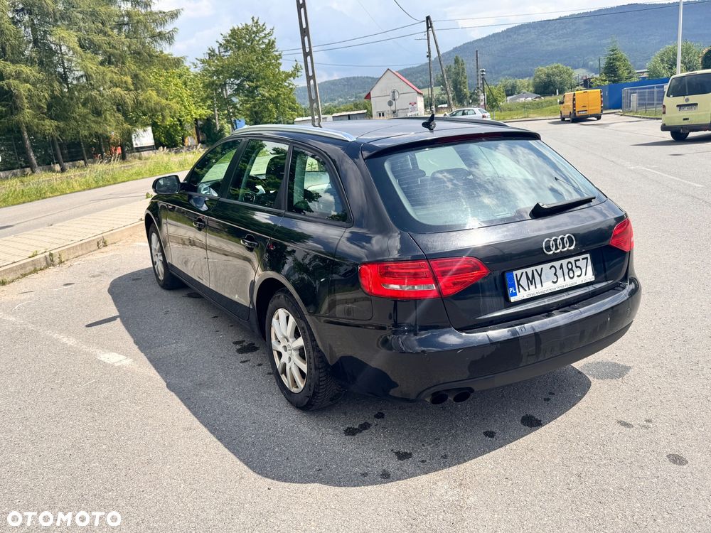 Audi A4 Avant - 8