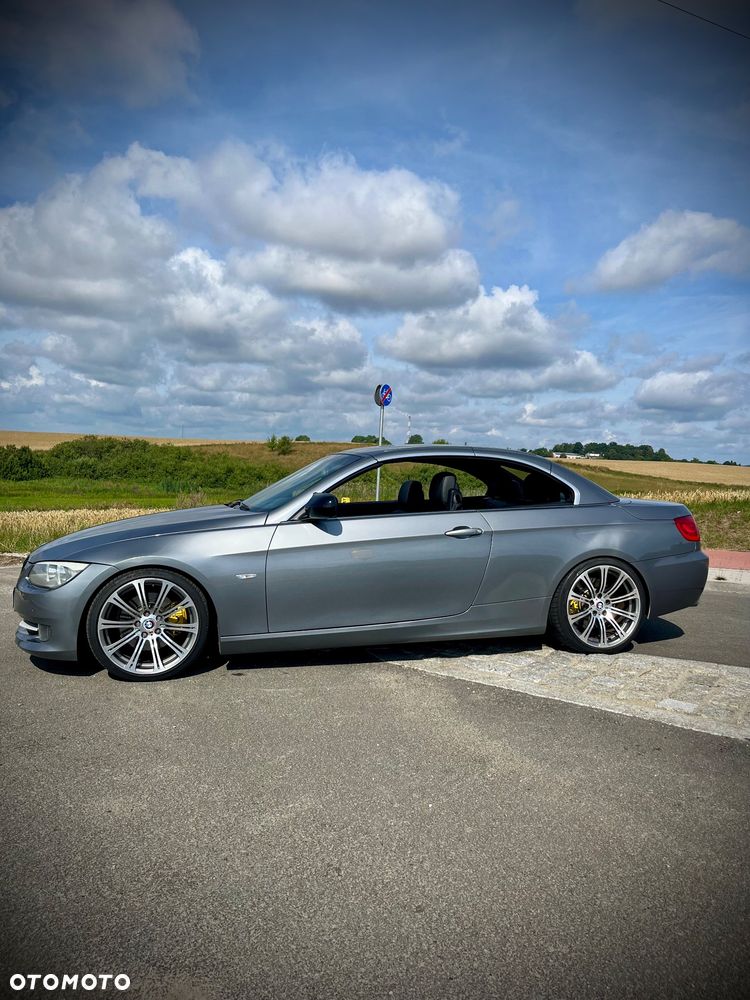 BMW Seria 3 325d - 3