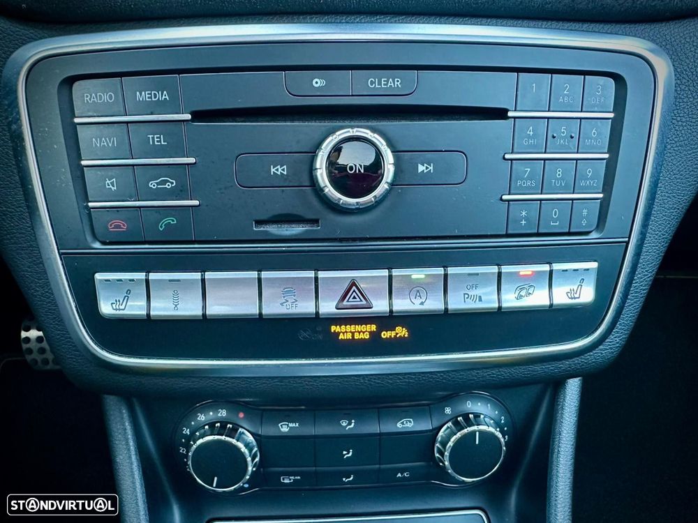 Mercedes-Benz CLA 45 AMG - 25