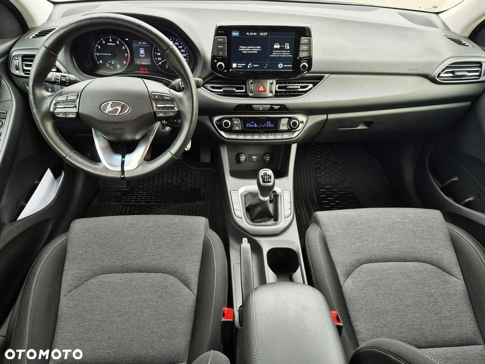 Hyundai i30 1.5 T-GDI 48V Smart - 14