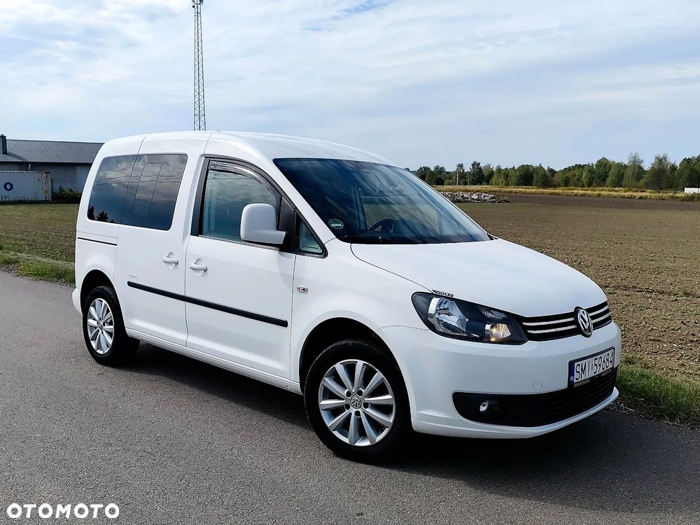 Volkswagen Caddy Comfortline BMT - 28