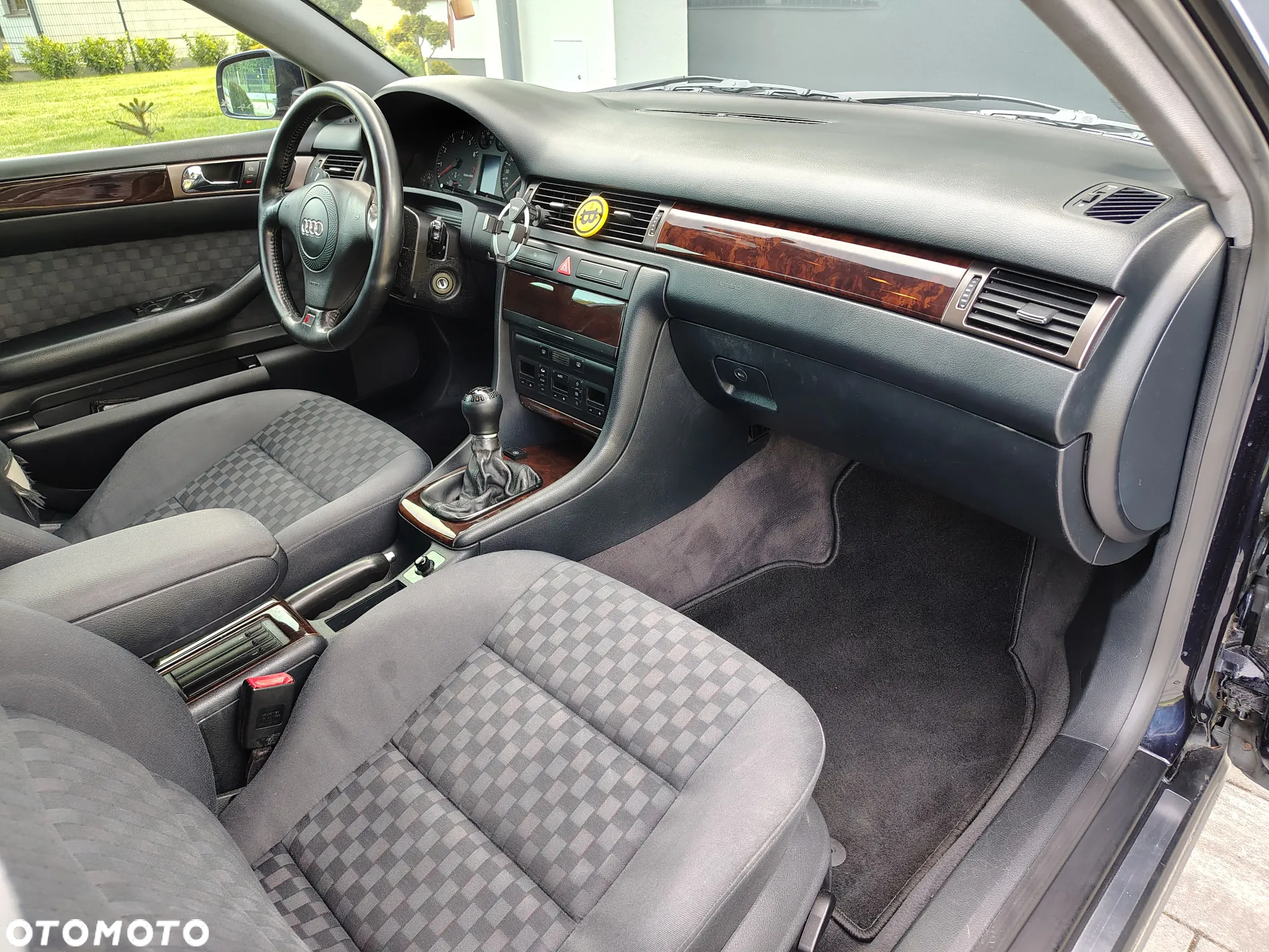 Audi A6 - 8