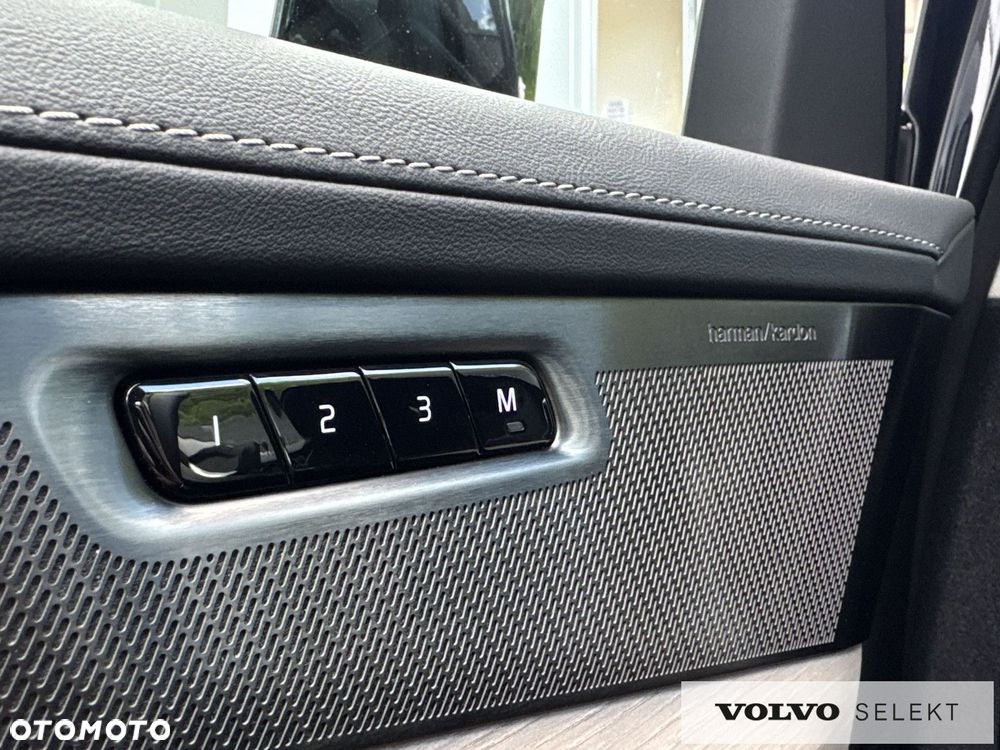 Volvo XC 90 - 24