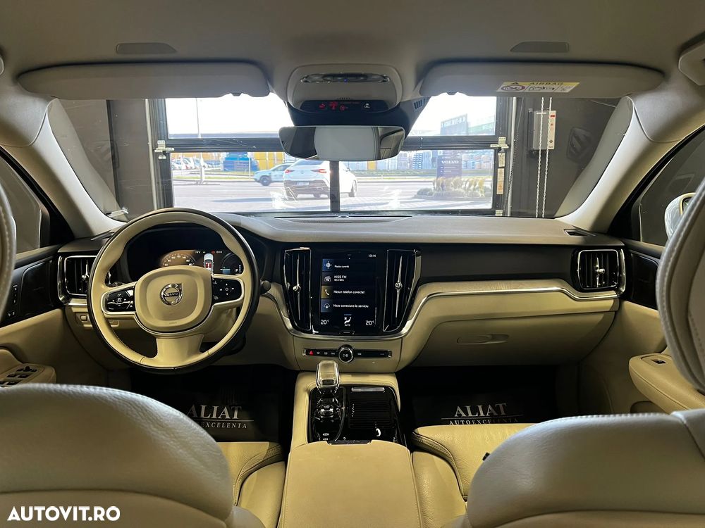 Volvo S60 T8 Recharge AWD Geartronic Inscription - 8