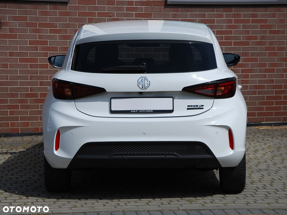 MG MG3 3 Hybrid+ Luxury - 24
