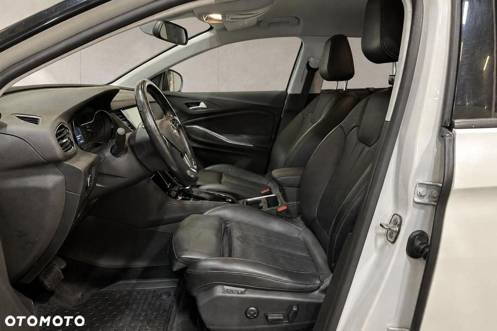 Opel Grandland X 1.2 T Ultimate S&S - 10