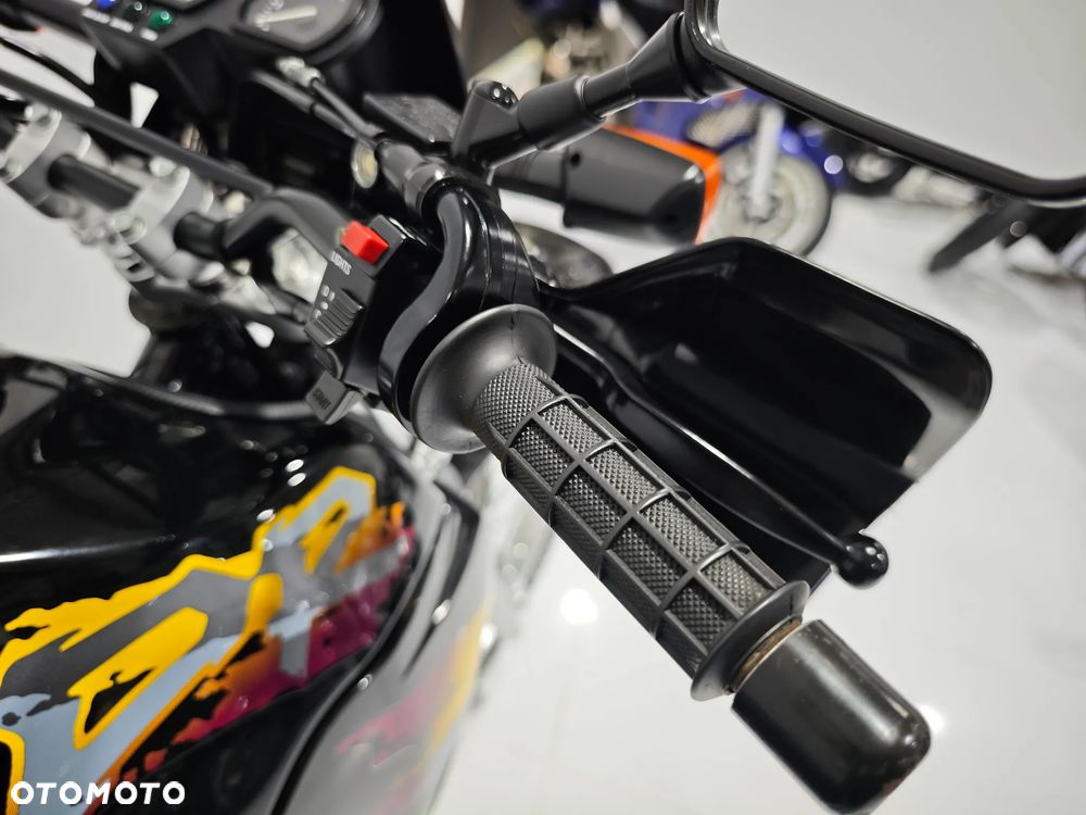 Suzuki DR - 15