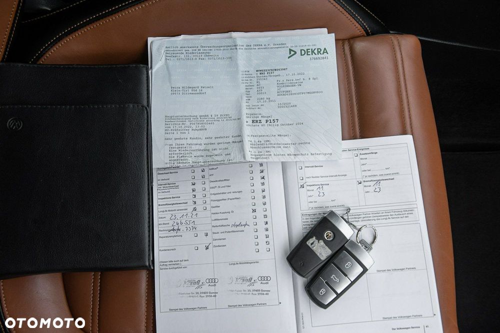 Volkswagen Passat Variant 2.0 TDI DSG BlueMotion Technology Highline - 31