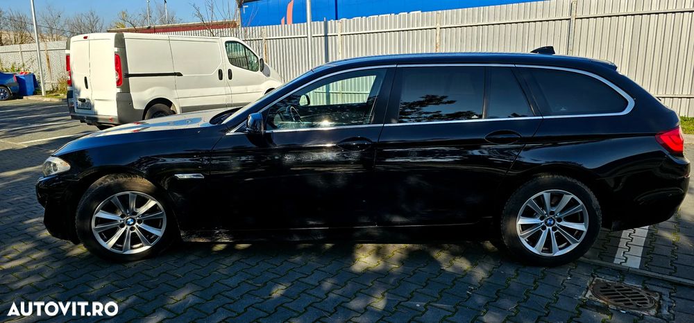 BMW Seria 5 520i Touring Aut. - 31
