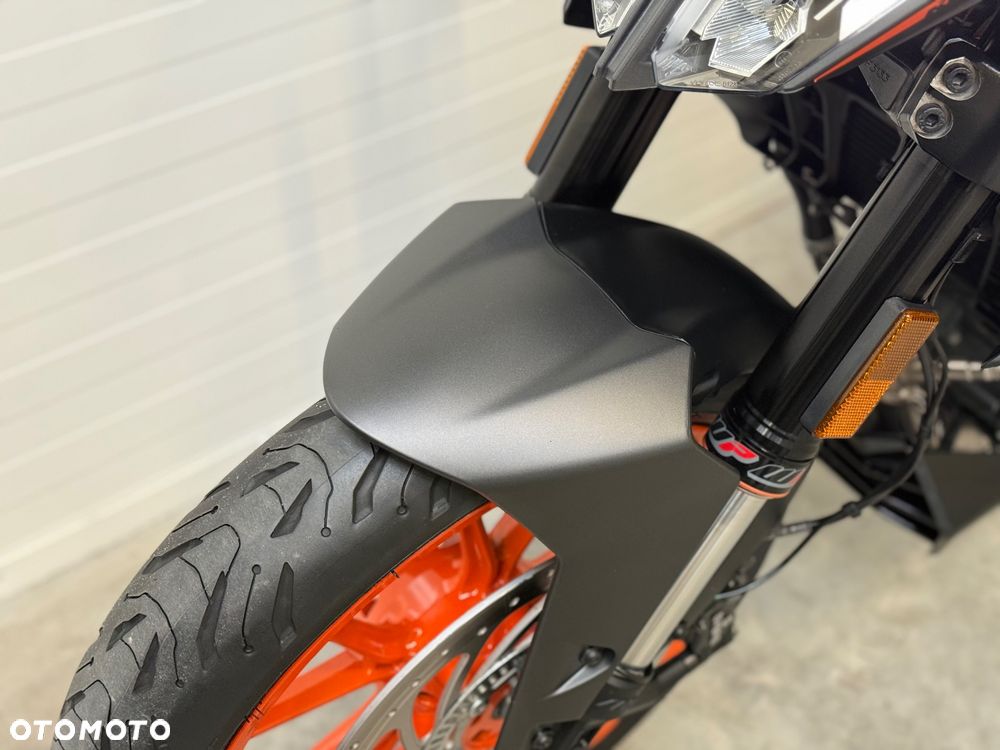 KTM Duke - 24