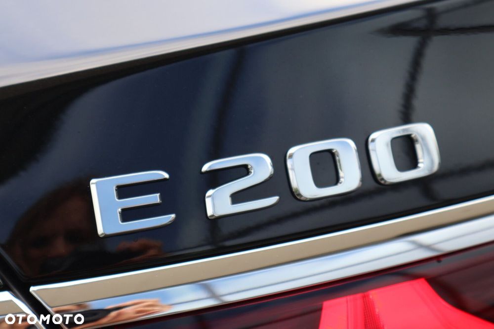 Mercedes-Benz Klasa E - 25