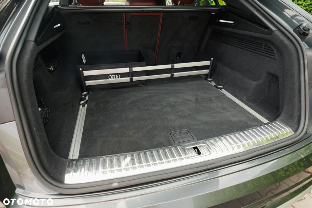 Audi SQ8 TFSI Quattro Tiptronic - 38