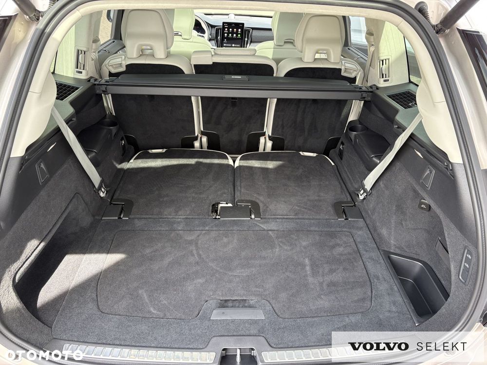 Volvo XC 90 - 26