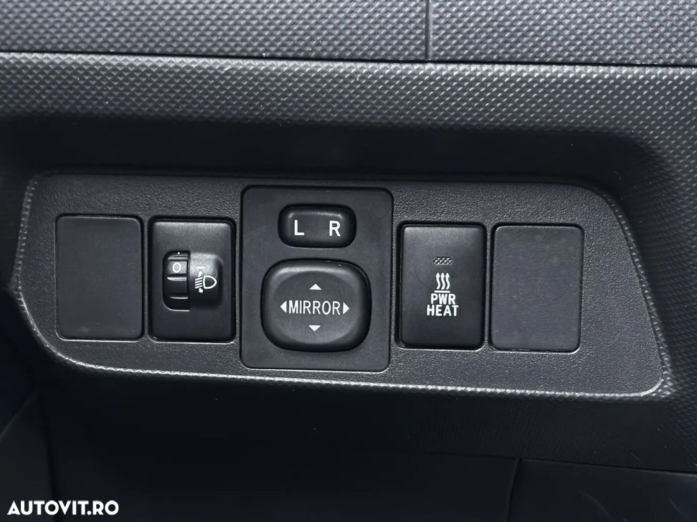 Toyota Auris - 14