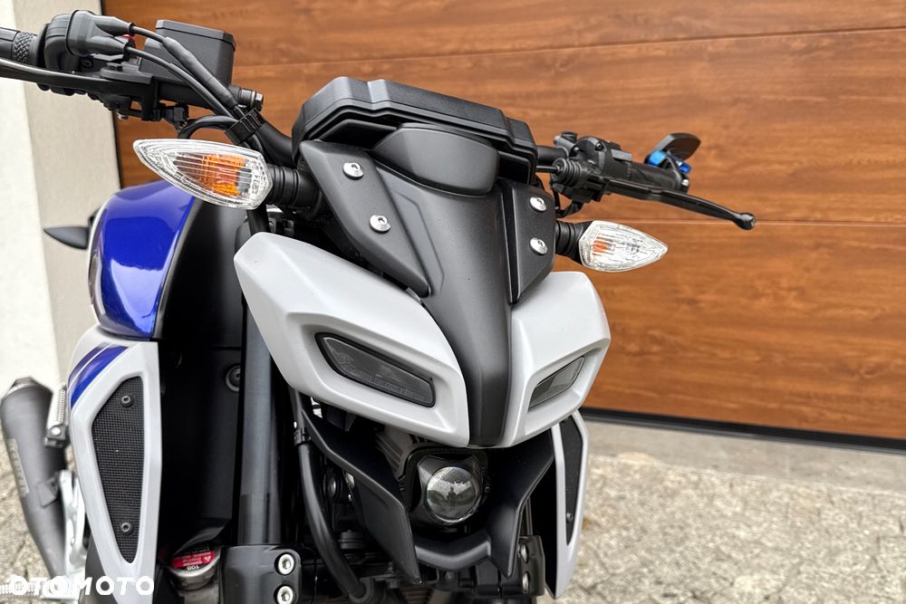 Yamaha MT - 5