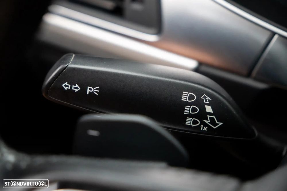 Audi A6 Avant 2.0 TDi S tronic - 16