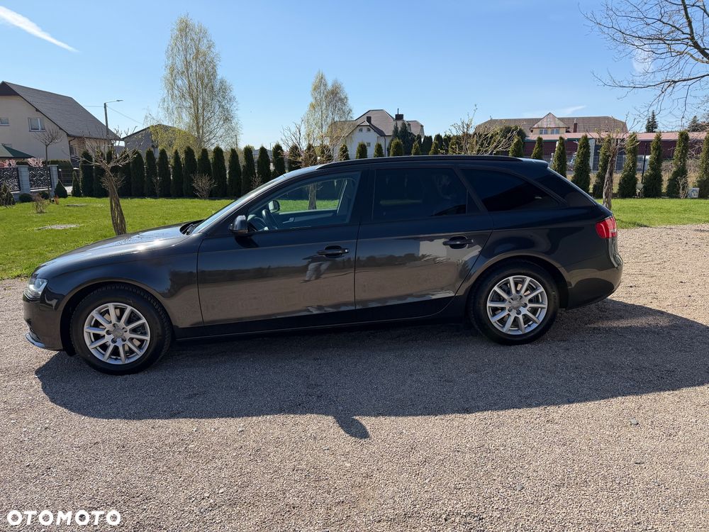 Audi A4 Avant 2.0 TDI ultra DPF Attraction - 10