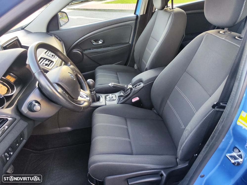 Renault Mégane Sport Tourer 1.5 dCi Dynamique - 14