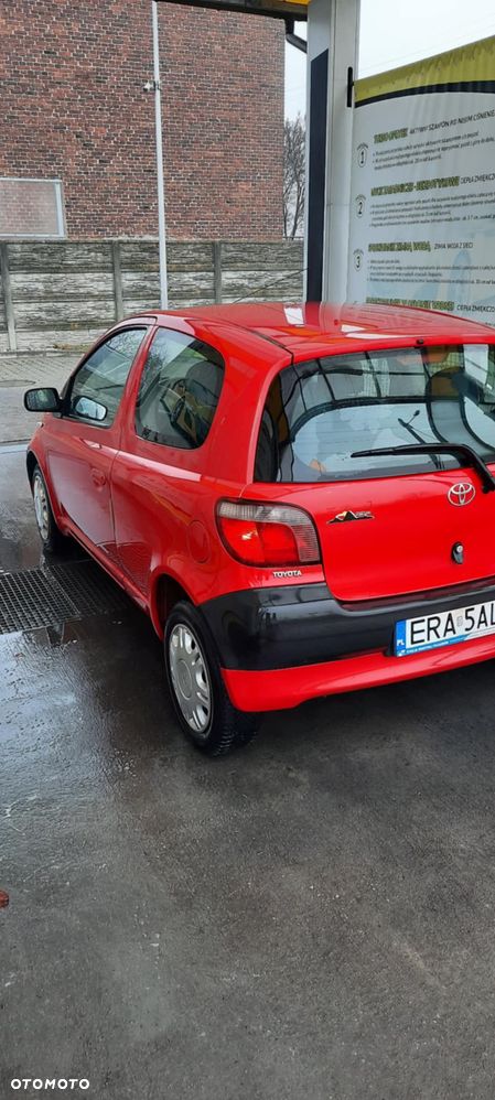Toyota Yaris - 5
