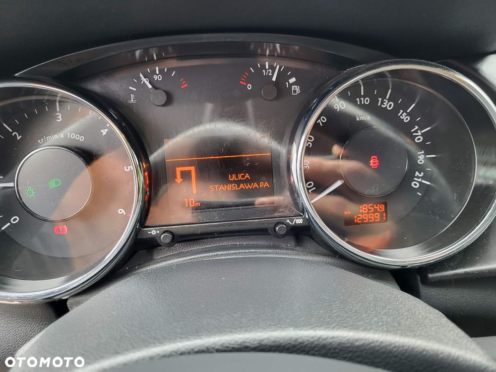 Peugeot 3008 HDi 115 Allure - 8