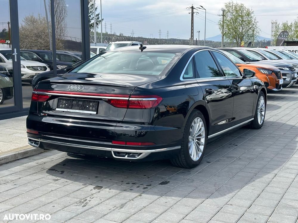 Audi A8 - 5
