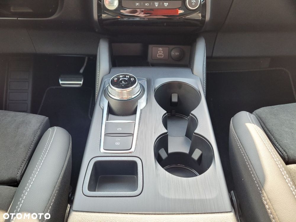 Ford Kuga - 31