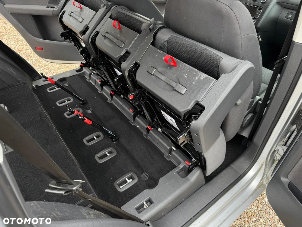 Volkswagen Touran 1.6 TDI DPF Comfortline DSG - 27