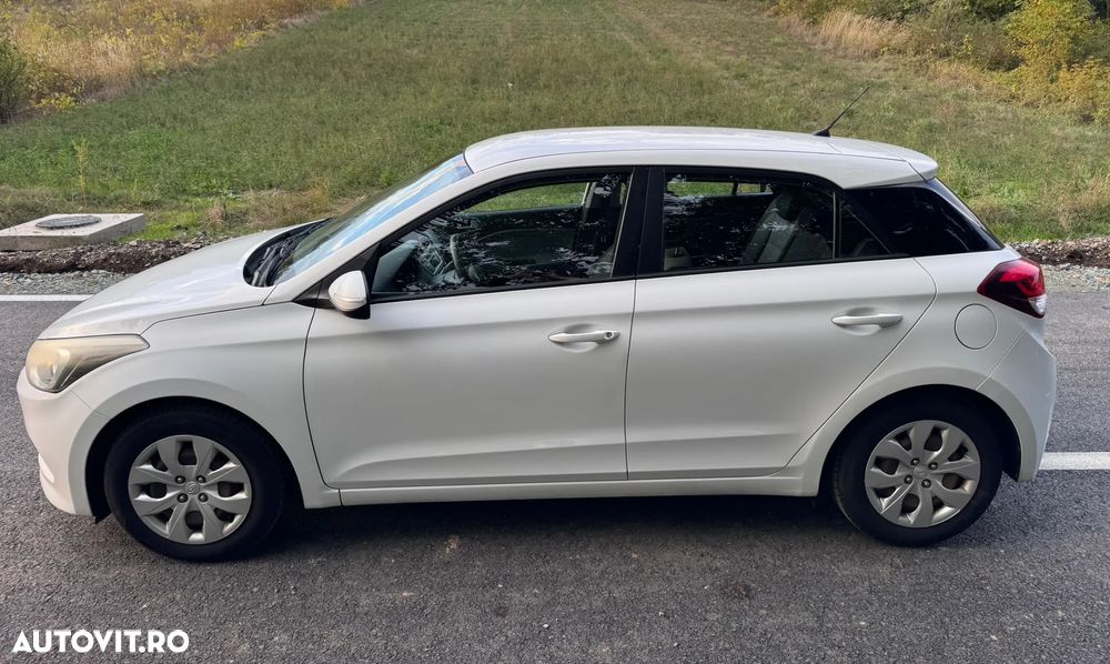 Hyundai i20 - 8