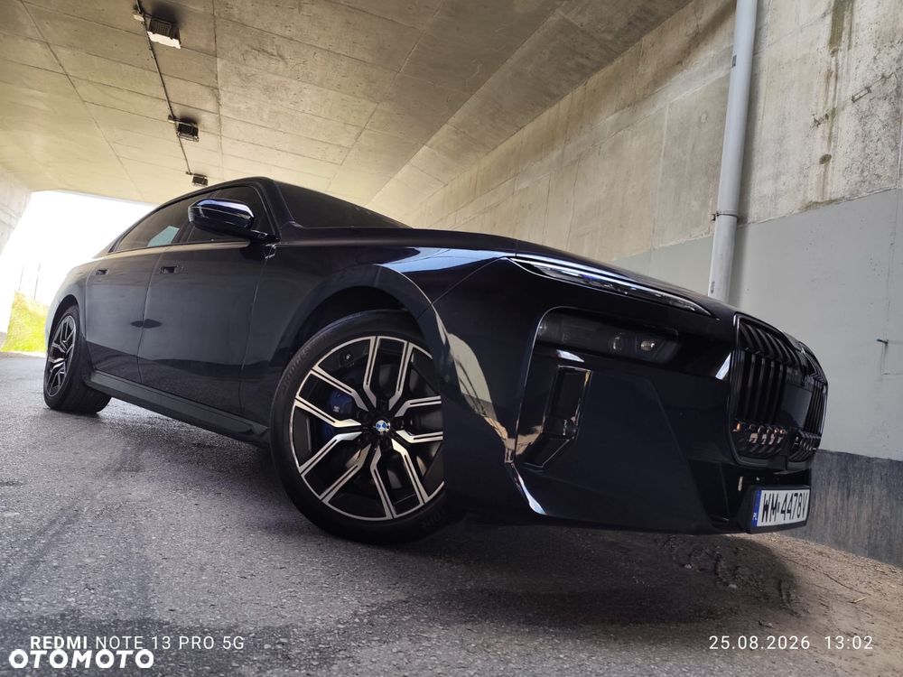 BMW Seria 7 - 8