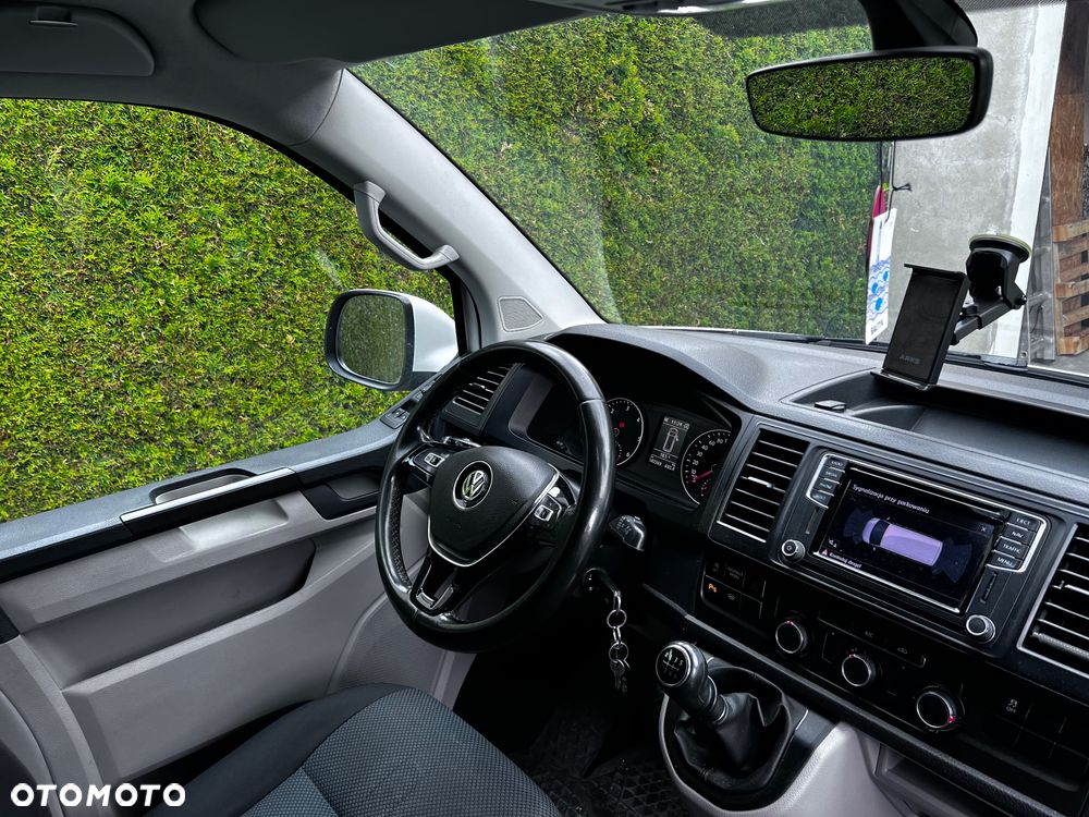 Volkswagen Transporter - 4